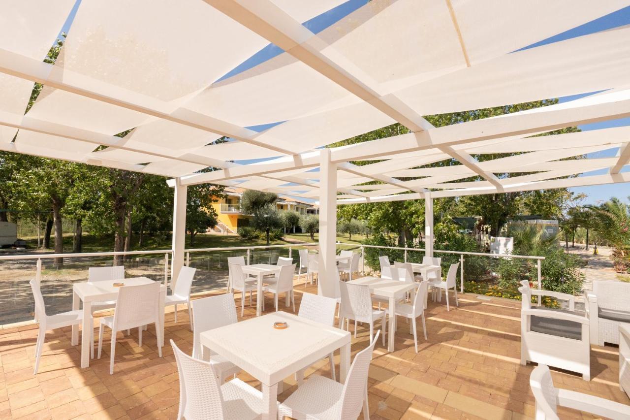 Hotel Baia Di Trainiti Vibo Valentia Esterno foto