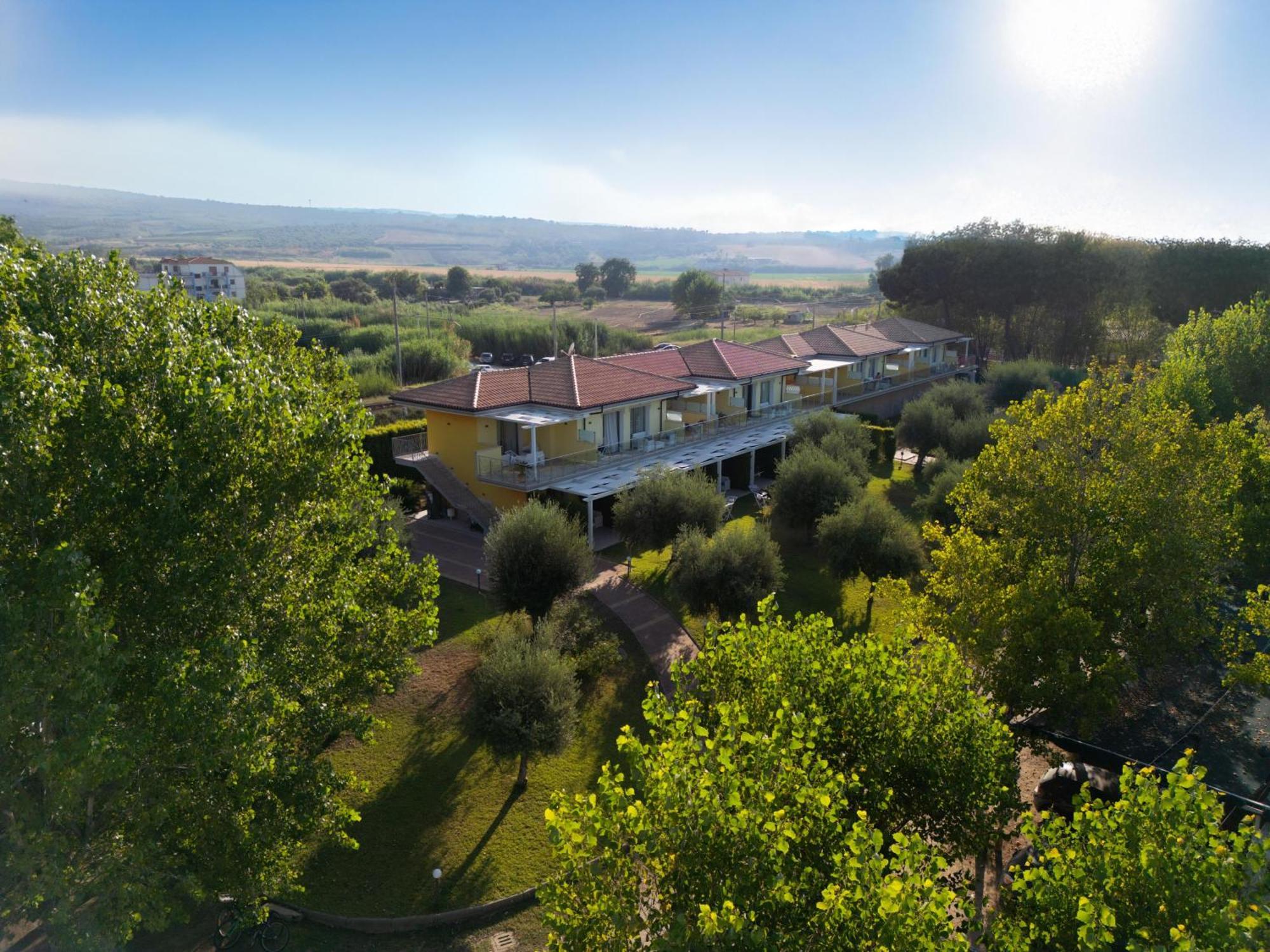 Hotel Baia Di Trainiti Vibo Valentia Esterno foto