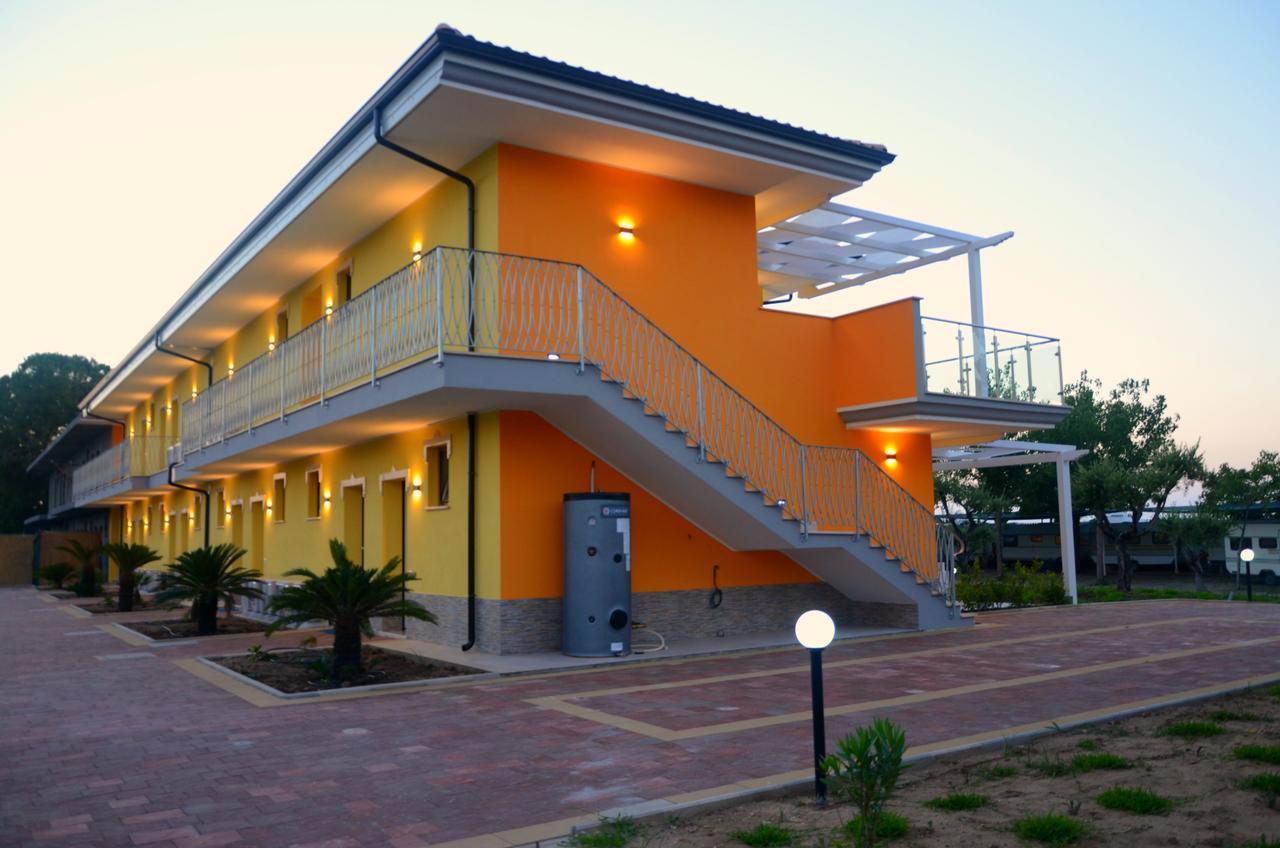 Hotel Baia Di Trainiti Vibo Valentia Esterno foto